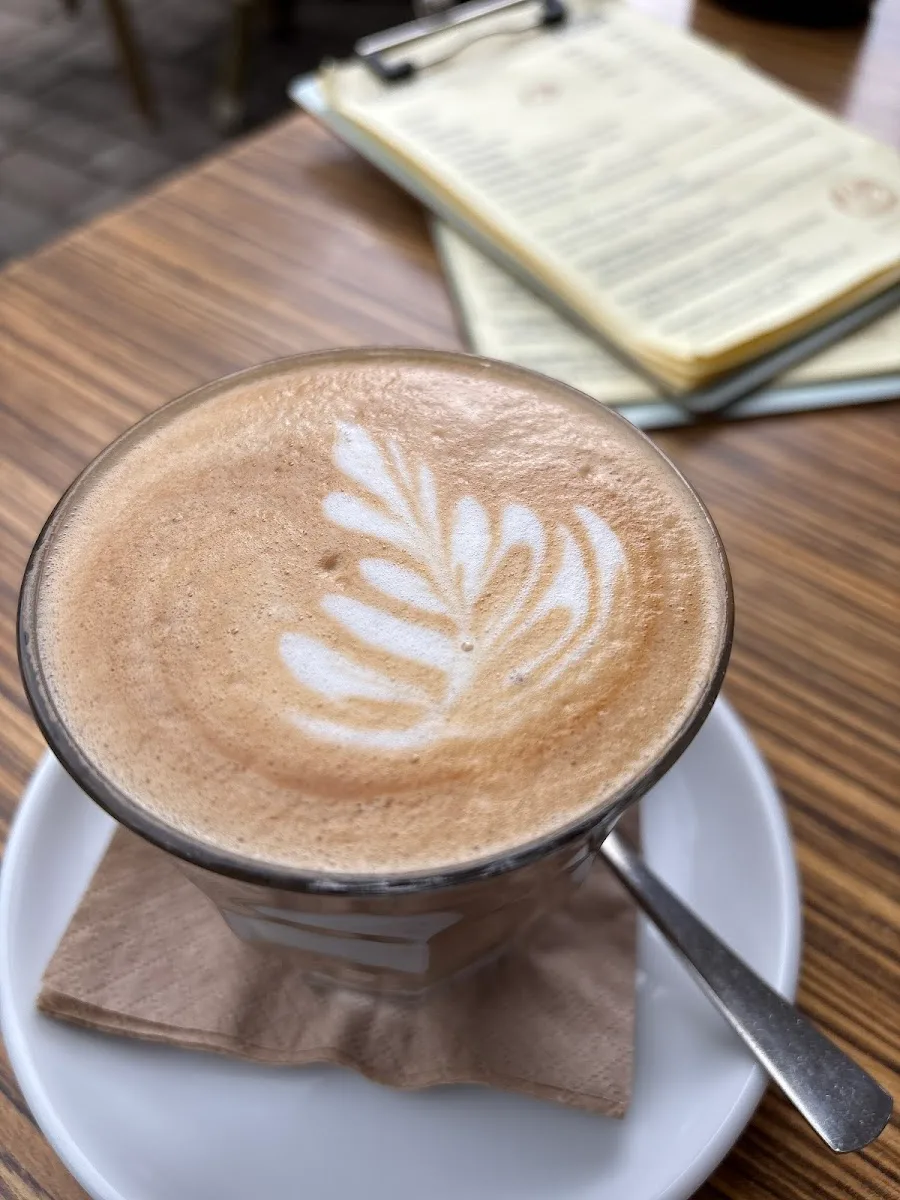 Frühstücksangebot im Café Rosa Aschau